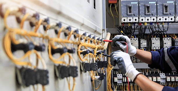 Professional Electrician technician working in Victoria, KS